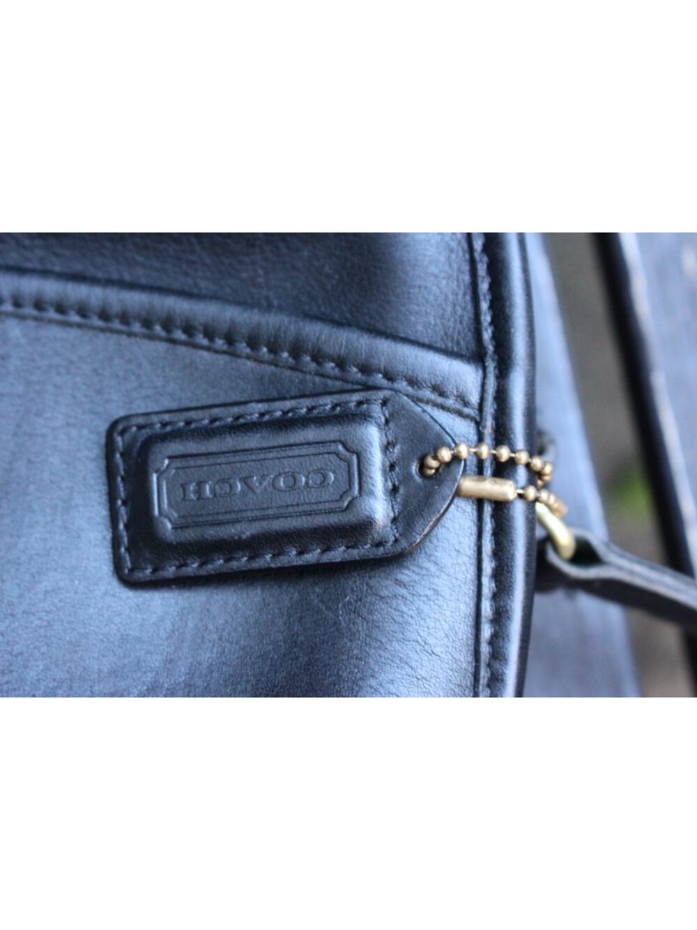 Coach Vintage - Oliver Crossbody Bag 9902 in Black + Brass, USA 1980s - Picture 14 of 14